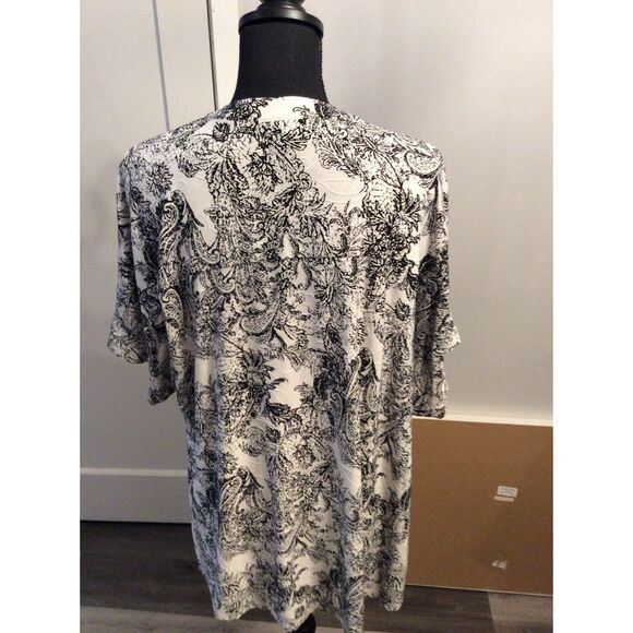 Plus Size 18/20 Black White Print blouse Womens - Picture 5 of 5